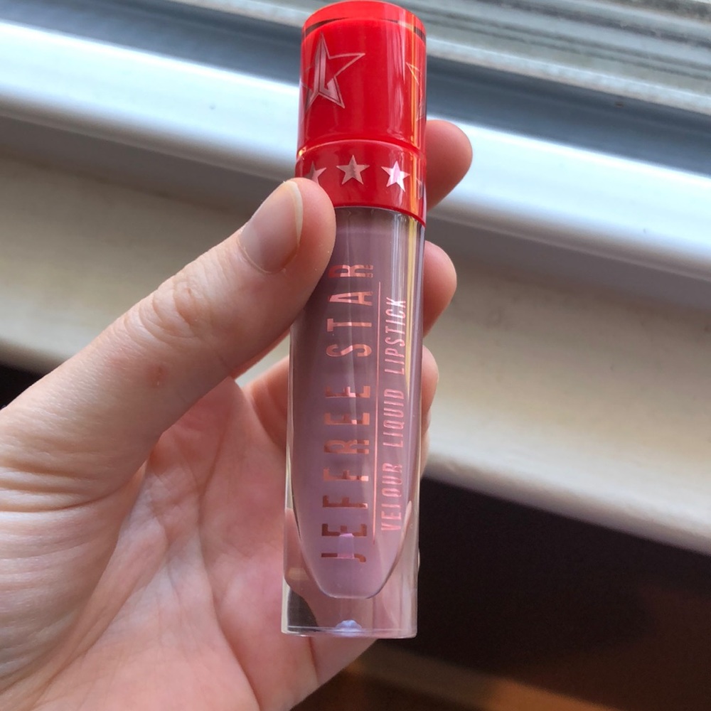 LE jeffree star liquid lipstick “Sagittarius”
